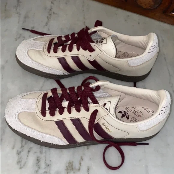 Adidas Samba OG "Wonder White/Maroon" sneakers. Women’s Size 8. WORN ONCE. - Picture 4 of 7